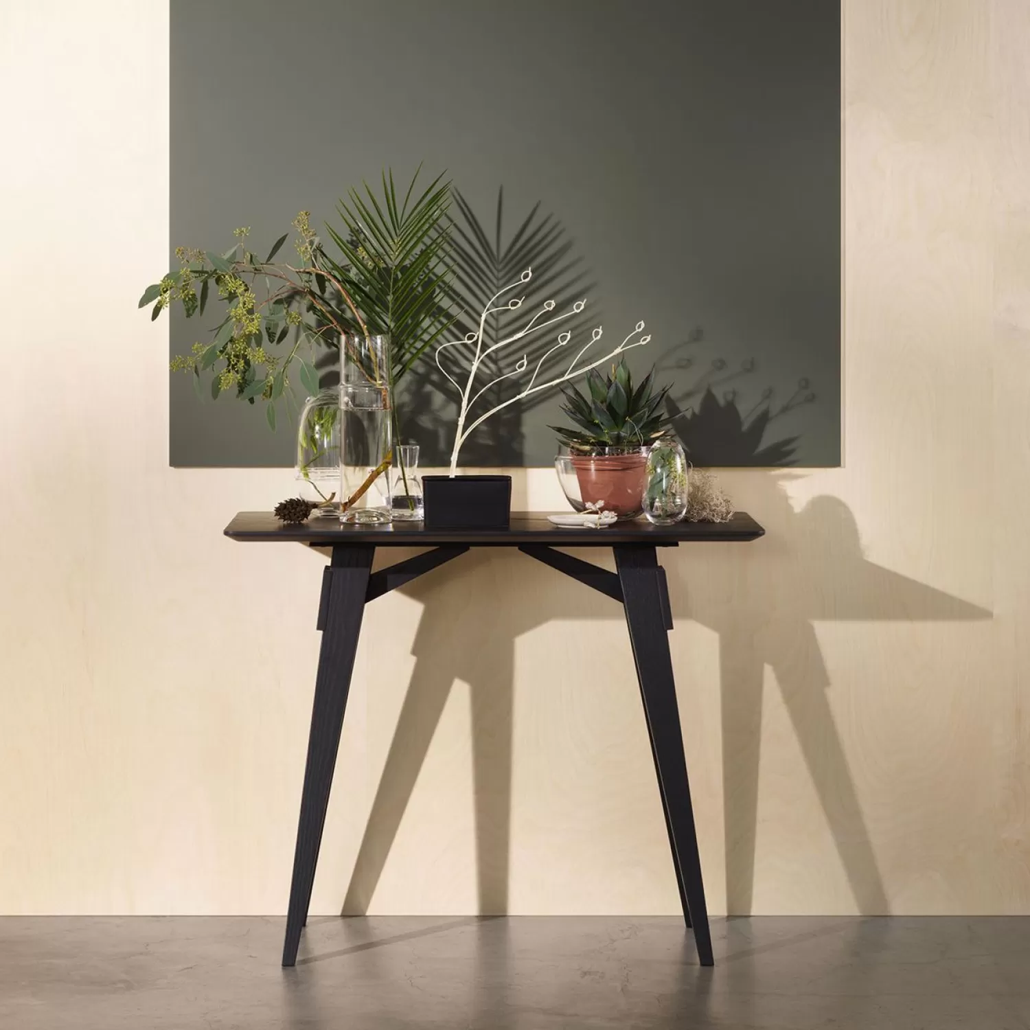 Design House Stockholm Arco Side Table< Beistell- & Ablagetische