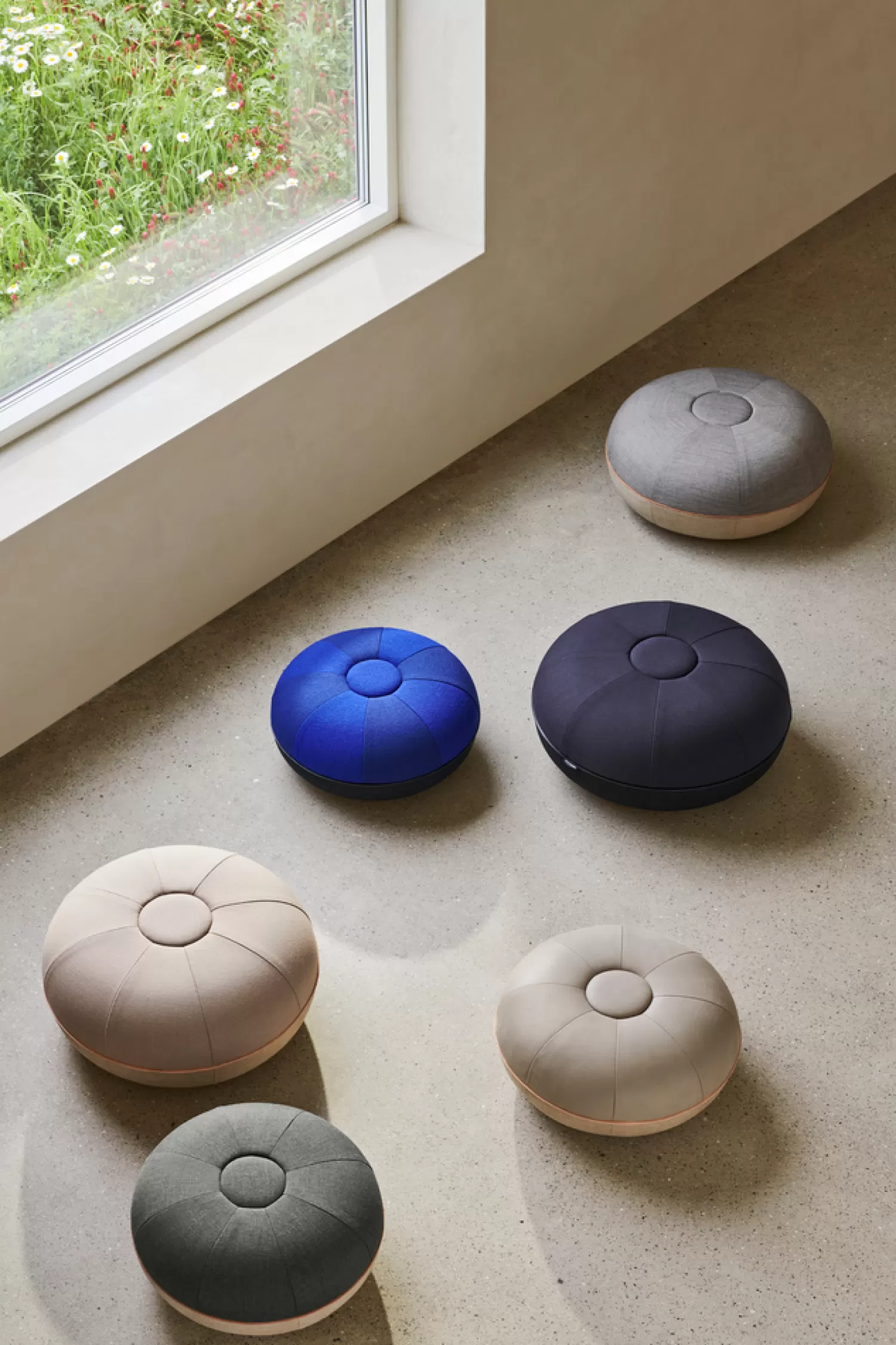 Fritz Hansen Pouf Pouf Small | Sitzsäcke & Polsterhocker